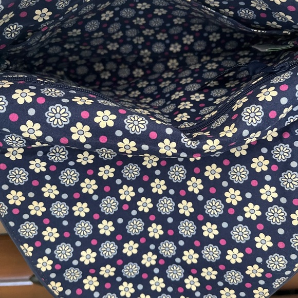 Vera Bradley Shoulder Bag Purple Boysenberry Pattern - Picture 4 of 4